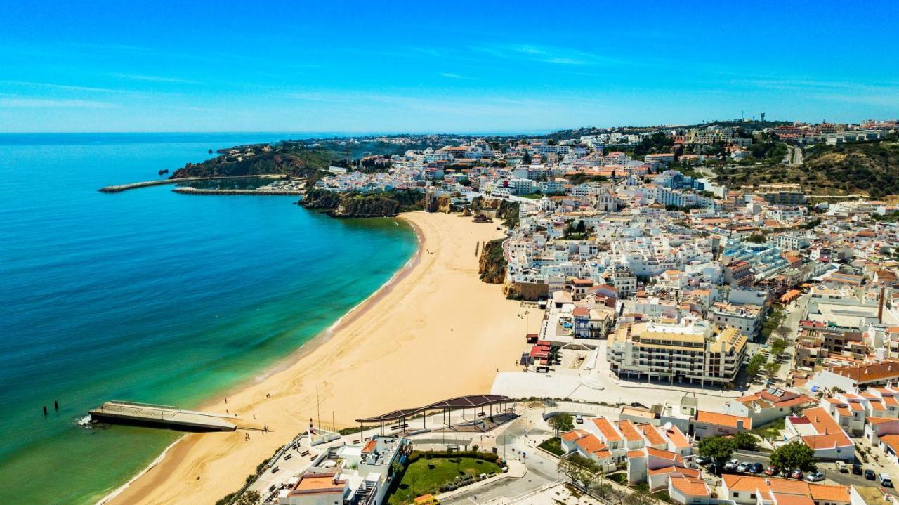 Albufeira Concept With Pool By Homing Daire Guia  Dış mekan fotoğraf